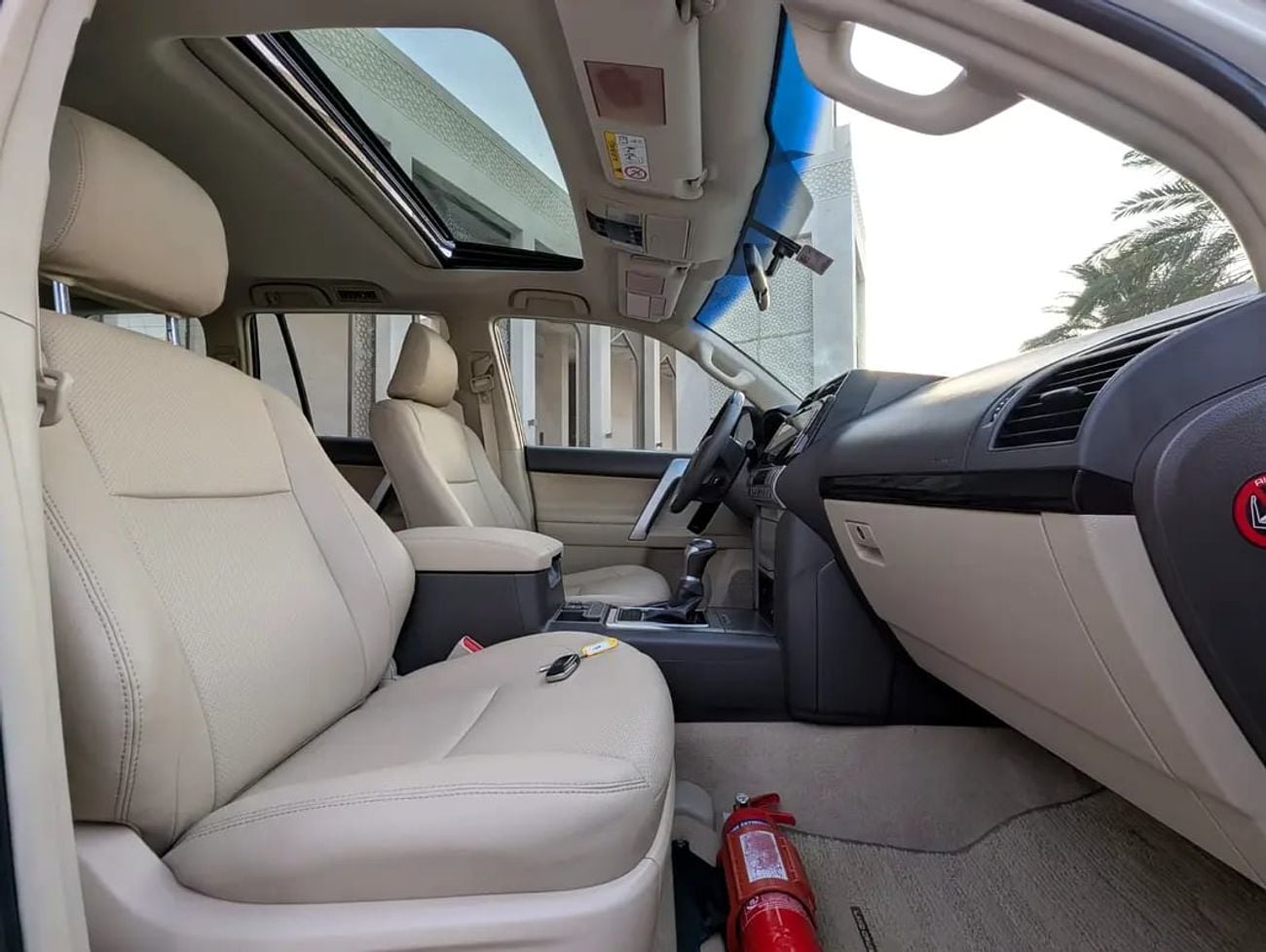 تويوتا برادو GXR TOP FULL OPTION V6 4.0L GCC IN EXCELLENT CONDITION