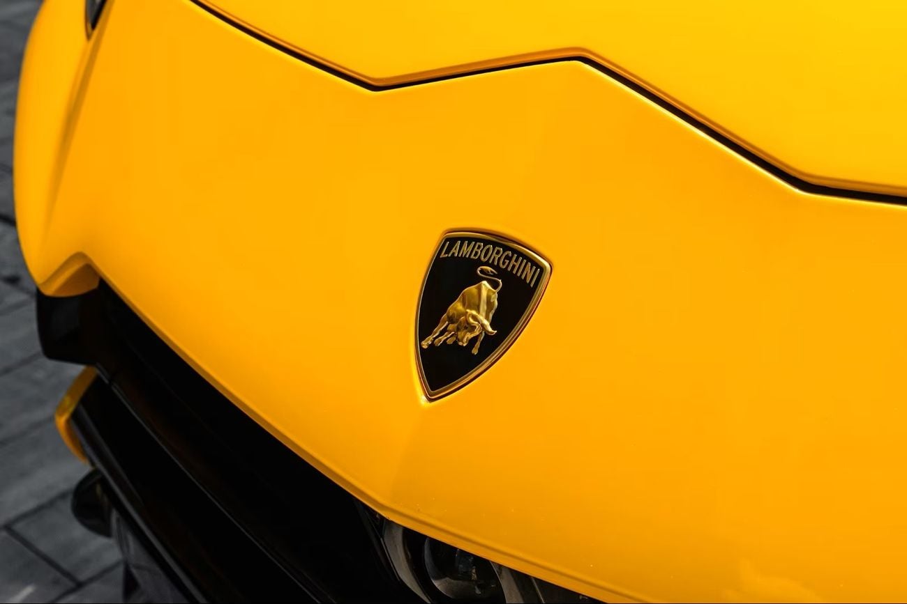 لامبورغيني اوروس PERFORMANTE