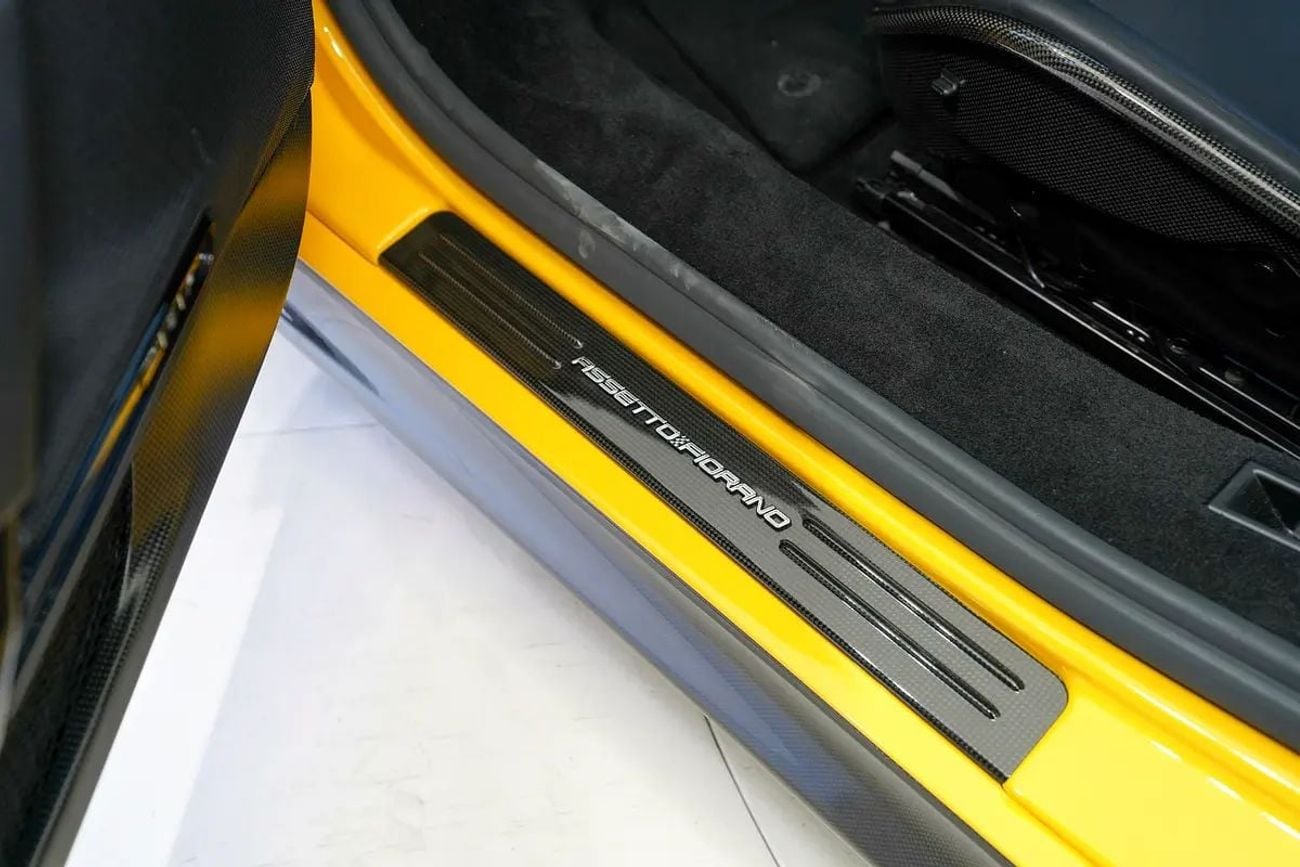 فيراري SF90 ستراديل STRADALE