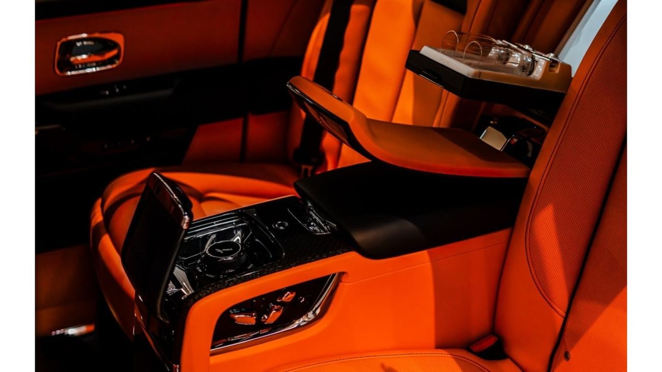 Rolls-Royce Cullinan 2022 Rolls Royce Cullinan Black Badge, 2026 Rolls Royce Warranty, Low KMs, GCC