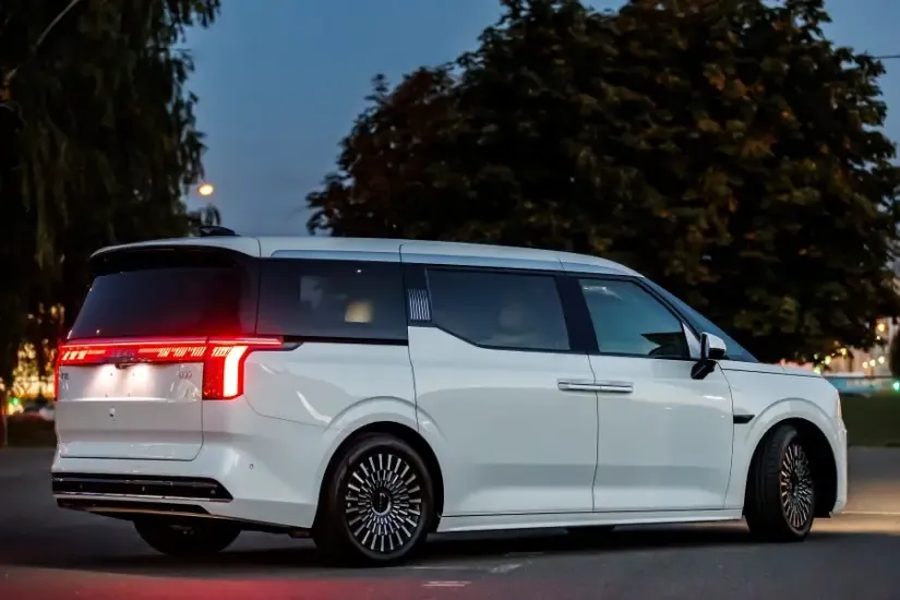 زيكر 009 exterior - Rear Left Angled