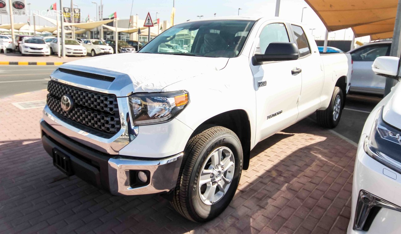 Toyota Tundra 5.7L V8 SR5