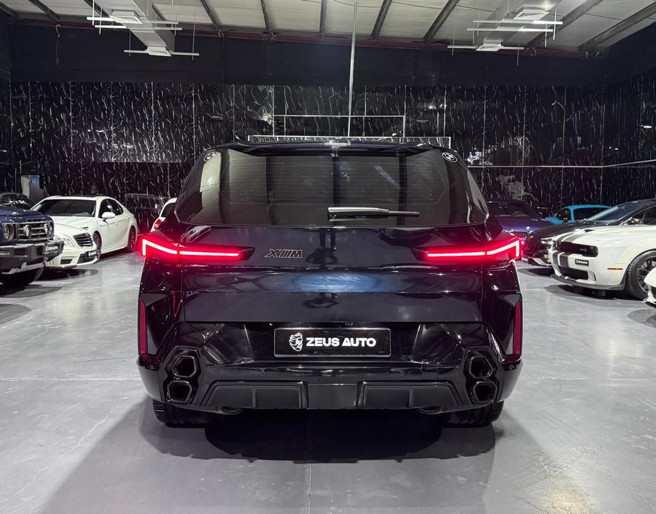 بي أم دبليو XM 4.4L, Twin Turbo V8 +Electric motor,653Hp,8-Speed Automatic ,AWD