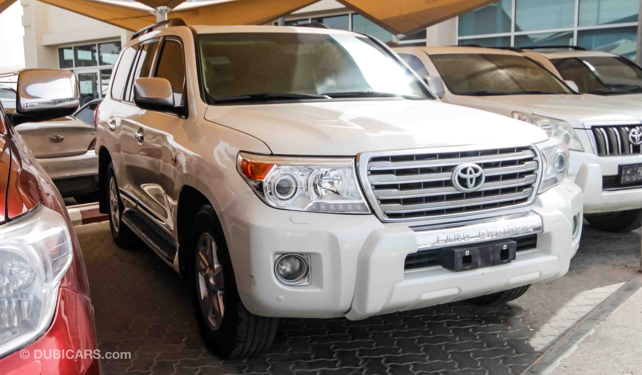 Toyota Land Cruiser VXR V8