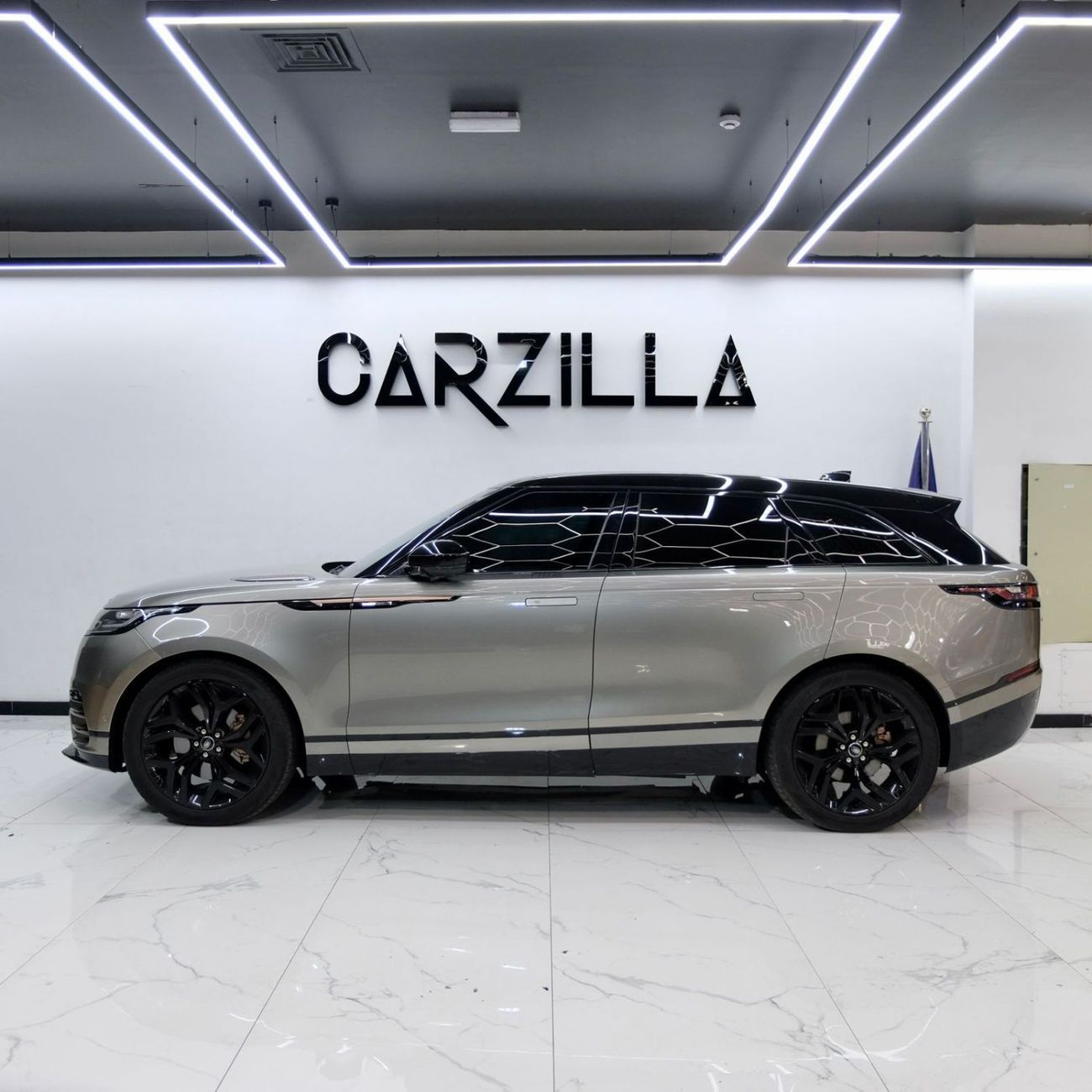 Land Rover Range Rover HSE 3.0L (380 HP) Range Rover Velar P380 HSE 2018 | GCC Specs