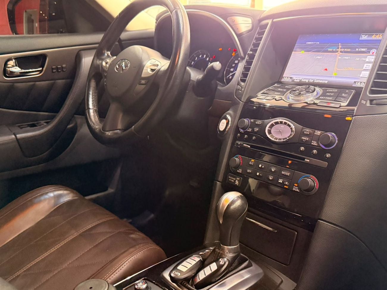 Infiniti QX70 EXCELLENCE
