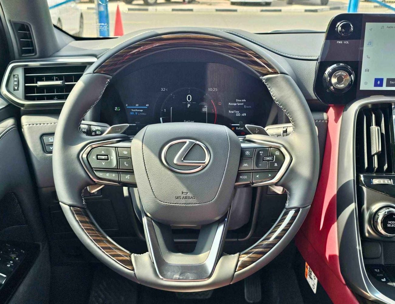 Lexus LX 500 LX500d /3.3L V6 DIESEL/RADAR/ LEATHER WITH POWER SEATS/HEADS UP DISPLAY/FULL OPTION (CODE#LX5DR)