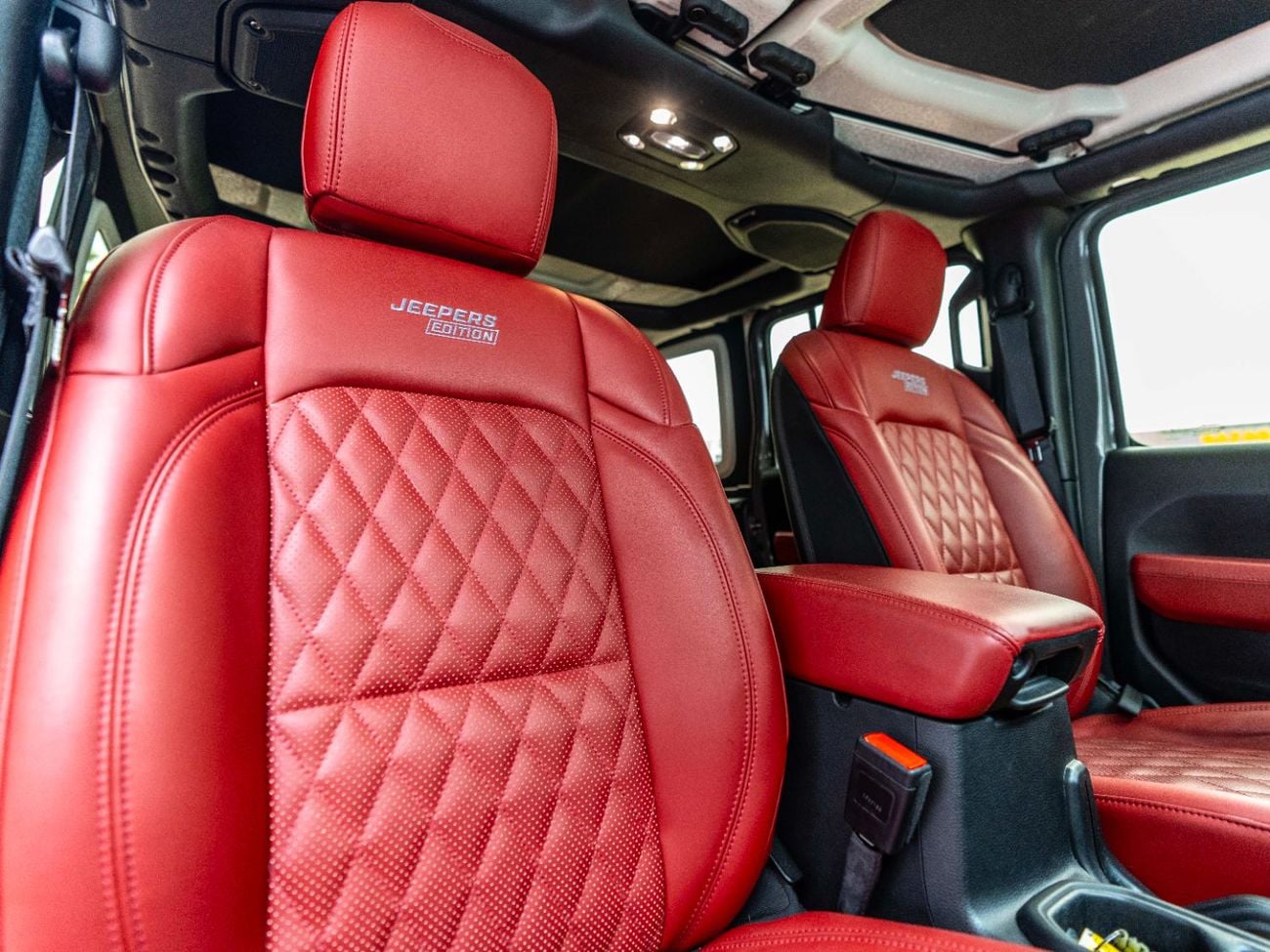 جيب رانجلر Unlimited Sport 3.6L A/T