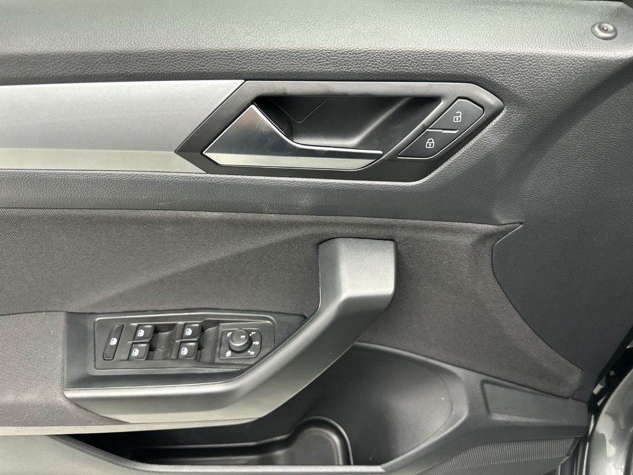 Volkswagen T ROC Life 1.4L (Ref#67125) / WAS 79,900 - NOW 76,900