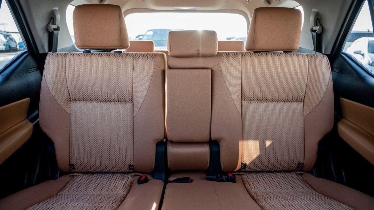 Toyota Fortuner FORTUNER SR5 2.7L PETROL FULL OPTION 4X4 2025