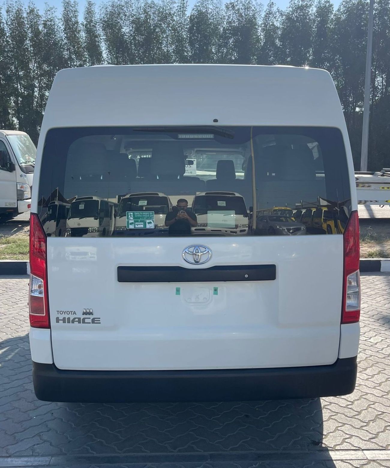 Toyota Hiace GLS - High Roof