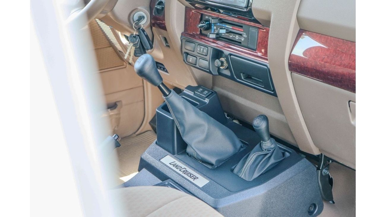 Toyota Land Cruiser Pick Up TOYOTA LAND CRUISER DOUBLE CABIN PICKUP 4.0L V6 2023