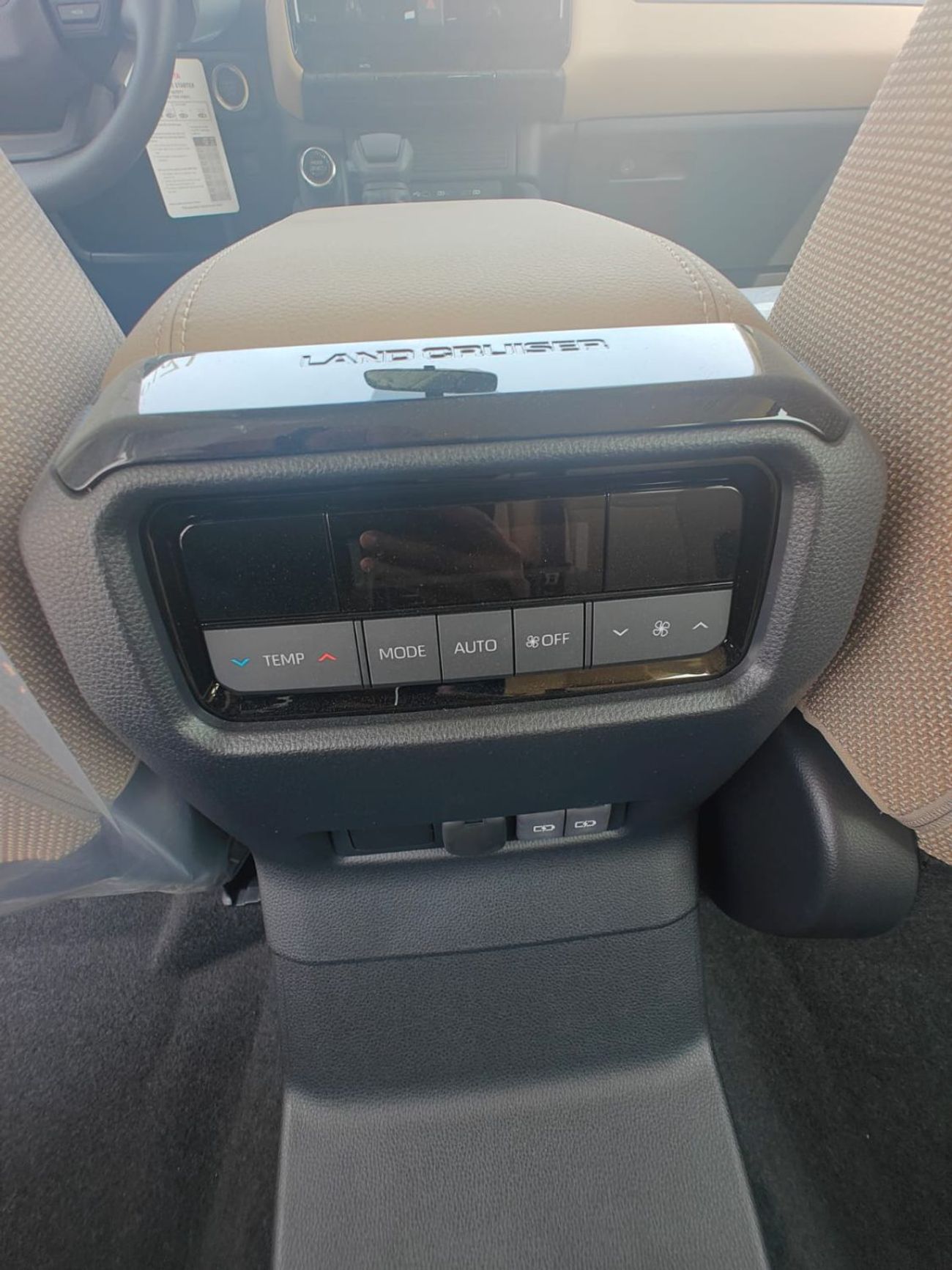 تويوتا برادو 2.4L PETROL AUTOMATIC TRANSMISSION