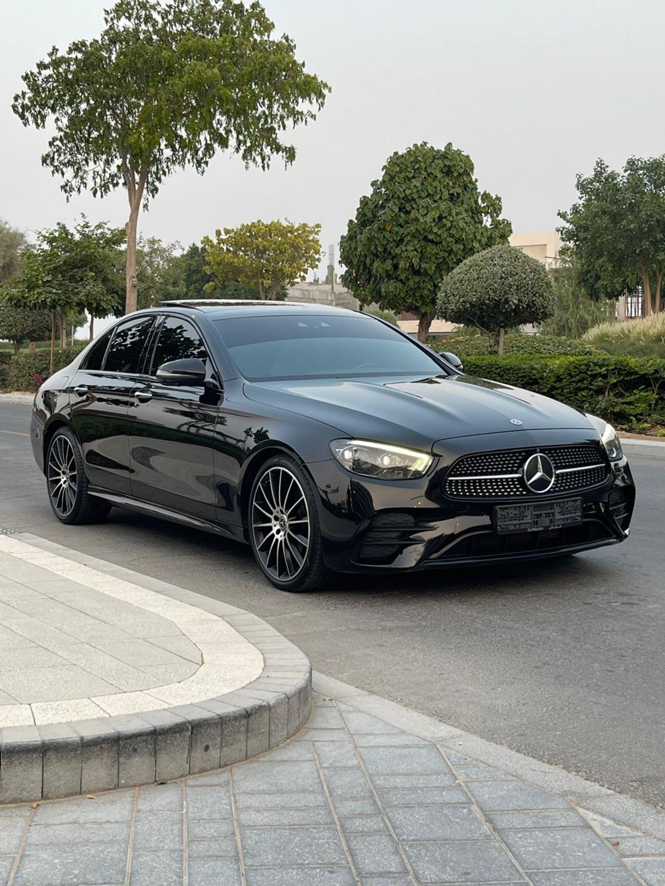 مرسيدس بنز E300 AMG