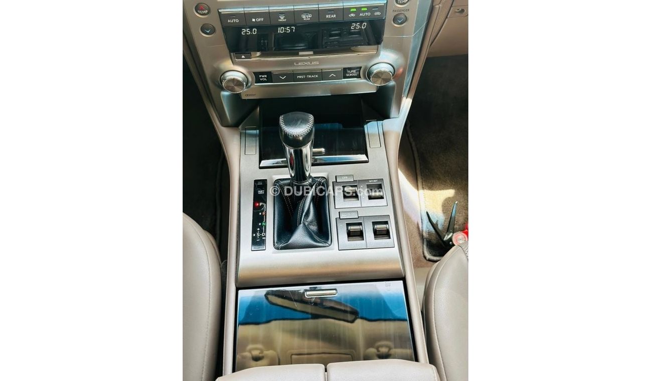 Lexus GX460 Prestige GCC || GX 460 4.6 V8 || 2390 PM || PRISTINE CONDITION || 0 % DP || WELL MAINTAINED