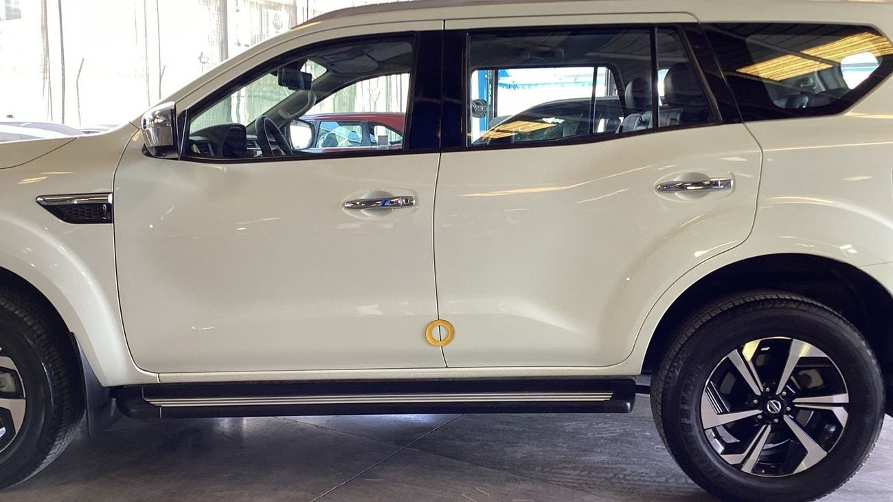 نيسان إكستيرا 2.5 4WD PLATINUM AUTO | شامل الضمان | 0 ﺪﻔﻋﺓ ﺃﻮﻟﻯ