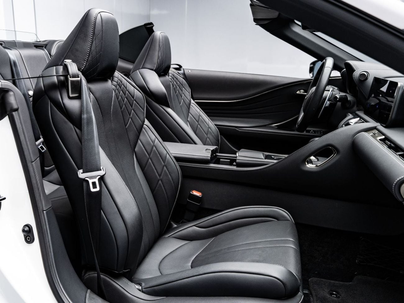 Lexus LC500 Convertible 2024 Lexus LC 500, 5.0 V8, RWD, 471bhp, 10 Speed Auto