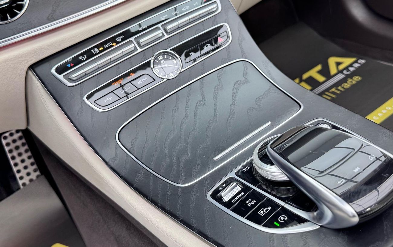 Mercedes-Benz E300 AMG Cabriolet 2018 Mercedes Benz E300 AMG Cabriolet, Warranty, Full Service History, Excellent Condi