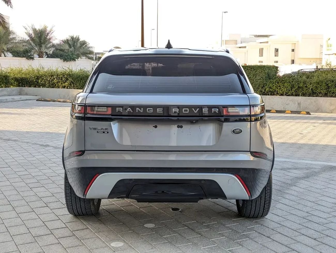 Land Rover Range Rover Velar R-DYNAMIC SE GCC IN EXCELLENT CONDITION