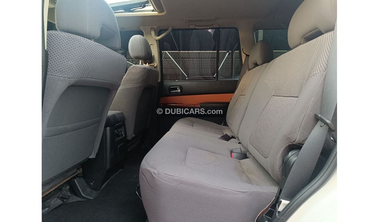 Nissan Patrol Safari