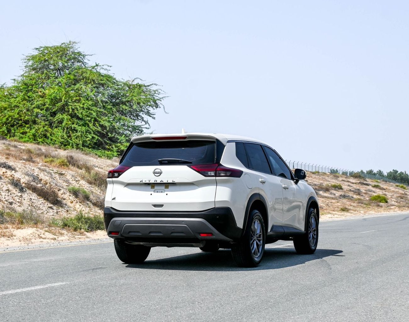 نيسان إكس تريل S 2.5L (169 HP) FWD (5 Seater)