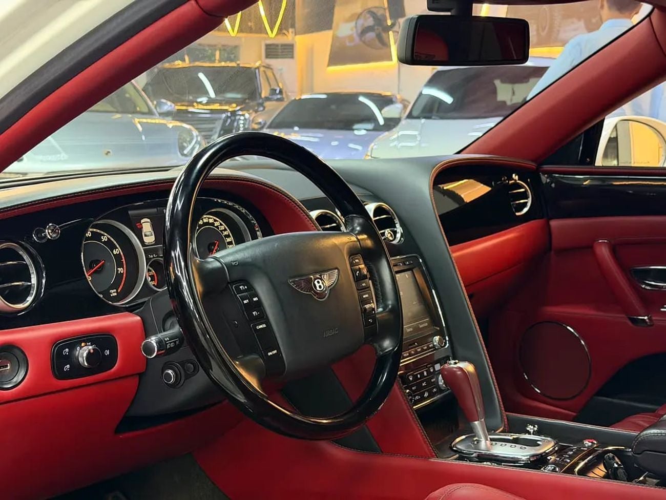 بنتلي فلاينج سبور MORYA JESWANI CARS FOR USED AUTOMOBILE TRADING CO.L.L.C