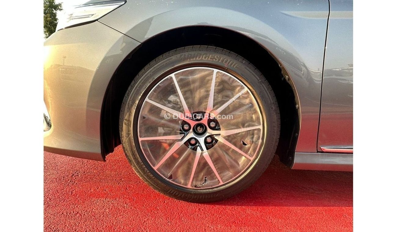 Toyota Camry TOYOTA CAMRY 3.5 AT LIMITED GREY 2023 * EXPORT ONLY *