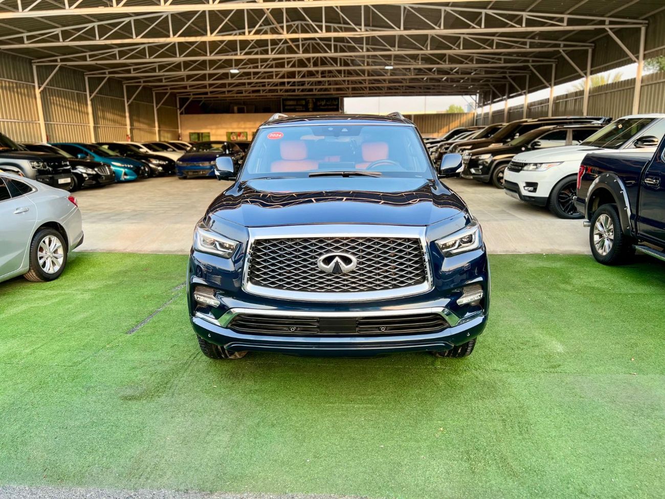 Infiniti QX80 Luxury 5.6L warranty one year bank financie available