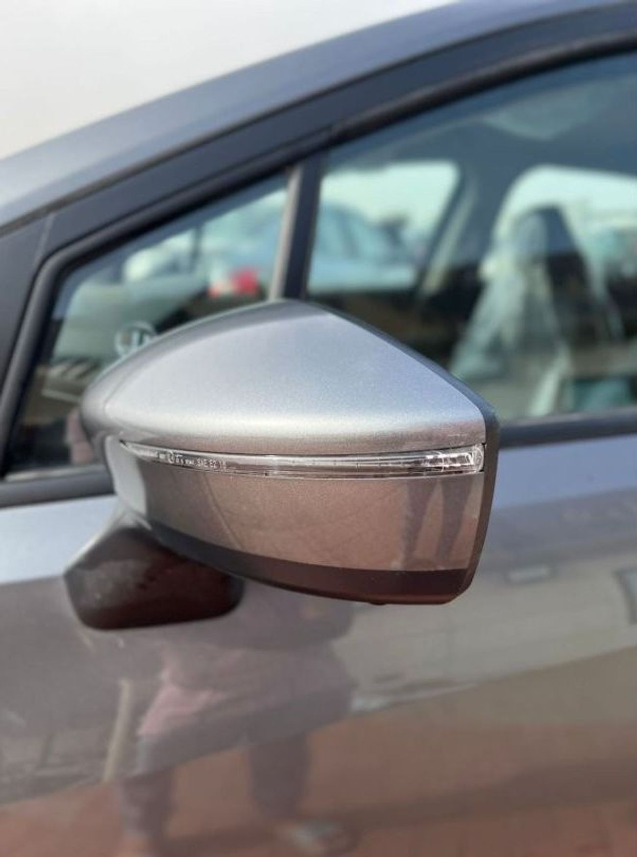 نيسان صني Nissan Sunny SV 1.6L