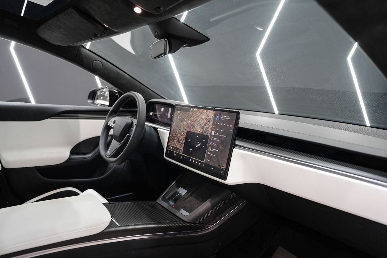 تسلا Model S Plaid (AWD) Carbon Fiber Interior | 1,020 HP | Dealer Warranty!!
