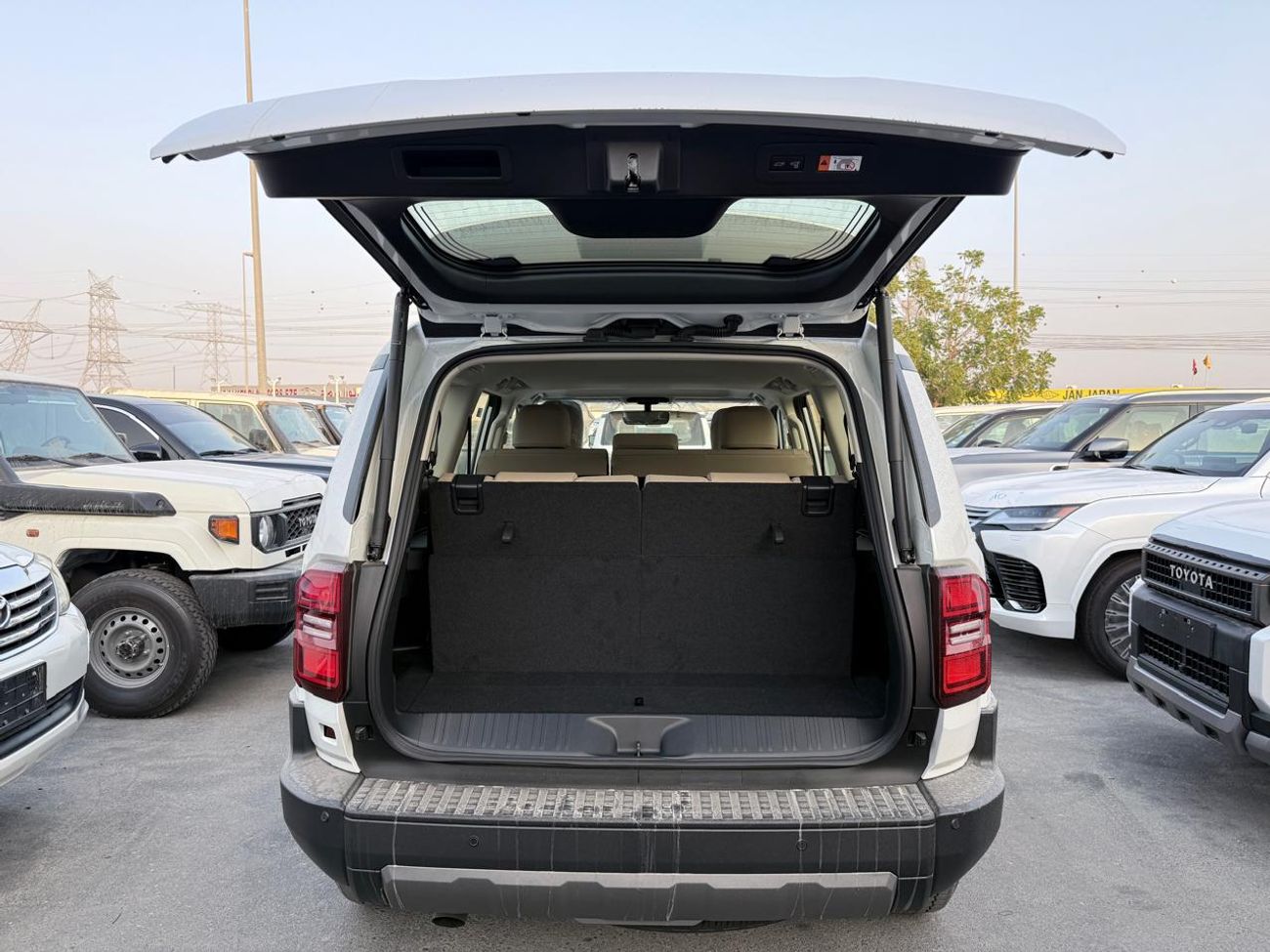 Toyota Prado Toyota Prado 2.8L 2026 Mid All Rounder White Diesel Inside Beige