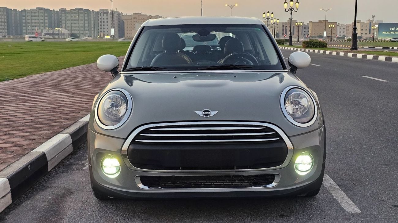 Mini Cooper Std 1.5L (4 Seater)
