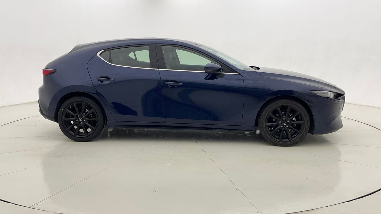 مازدا 3 INTENSE 2 | بدون دفعة مقدمة | اختبار القيادة في المنزل