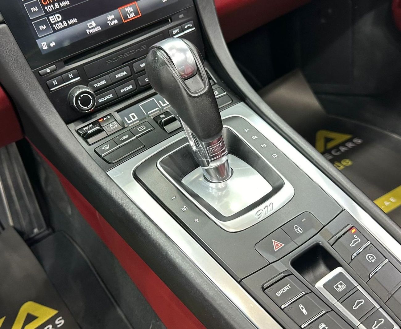 بورش 911 2017 Porsche 911 Carrera, March 2026 Al Nabooda Warranty, Full Agency Service History, GCC