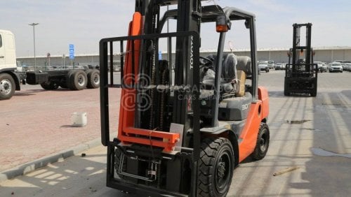 تويوتا فورك ليفت LPG 3 TON, 3 STAGE W/SIDE SHIFT 3 LEVER,4.5M LIFT HEIGHT MY23 Forklift LPG