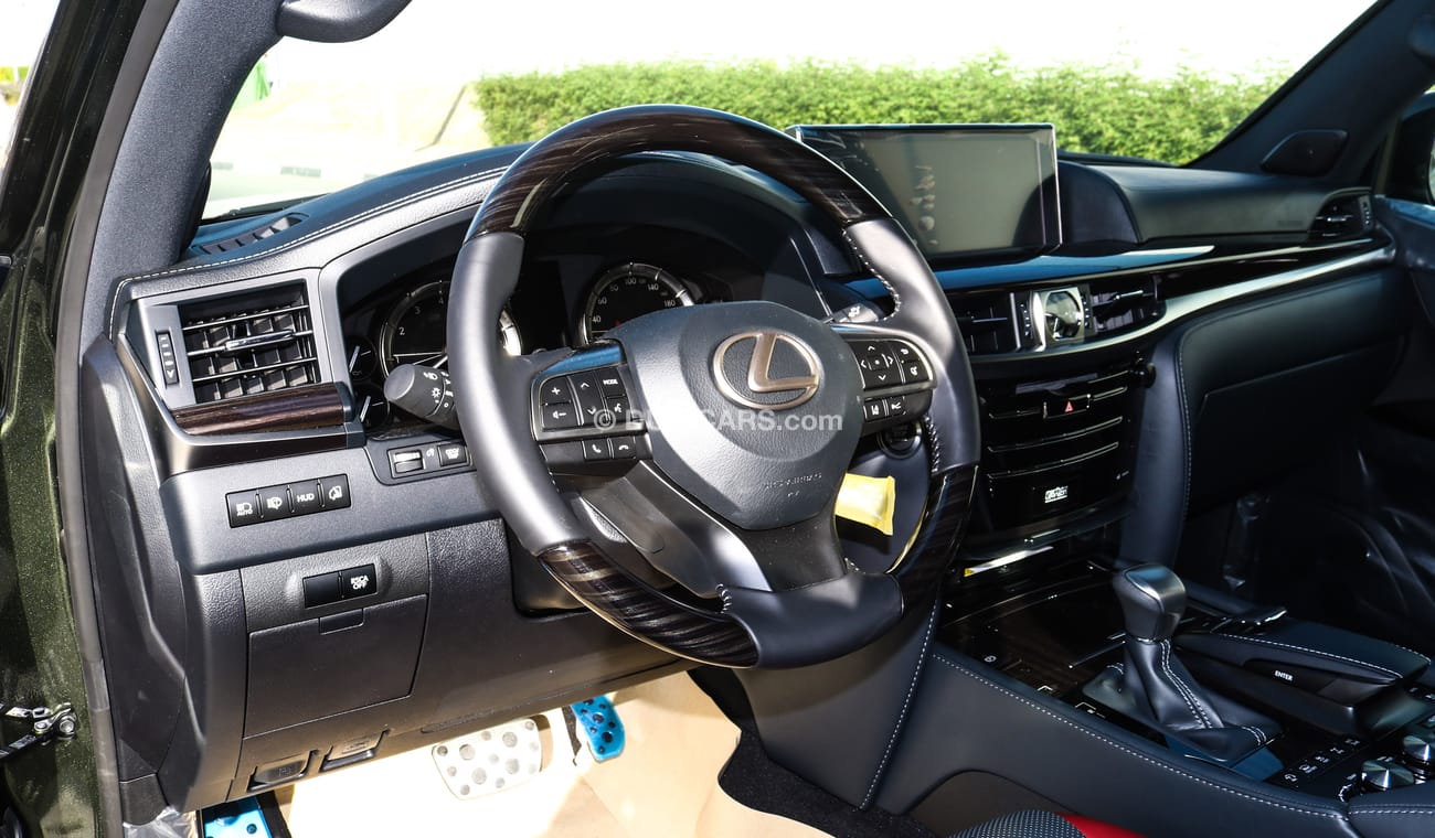 Lexus LX 570 Black Edition S