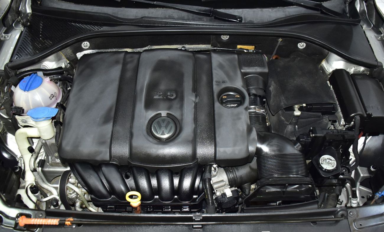 Volkswagen Passat EXCELLENT DEAL for our Volkswagen Passat ( 2013 Model ) in Silver Color GCC Specs