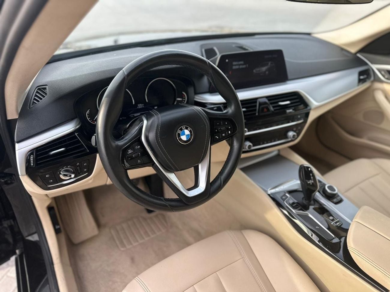 BMW 520i