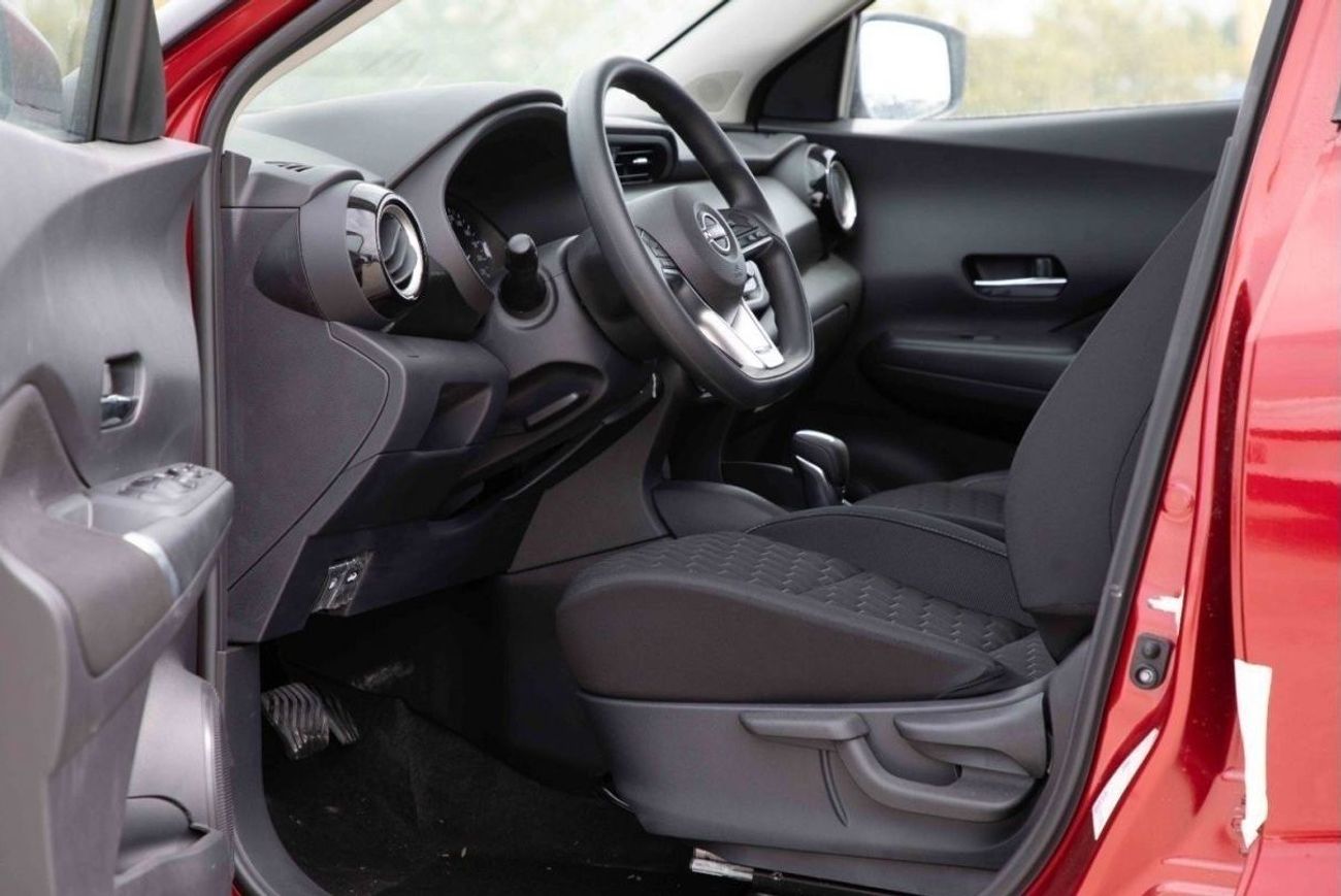 نيسان كيكس 2024 نيسان كيكس 1.6 SV - أحمر من الداخل أسود