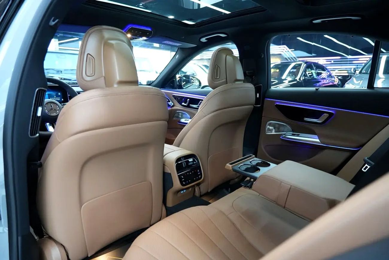 مرسيدس بنز E300 E 300 | GCC 0km | Agency Warranty | AMG Package