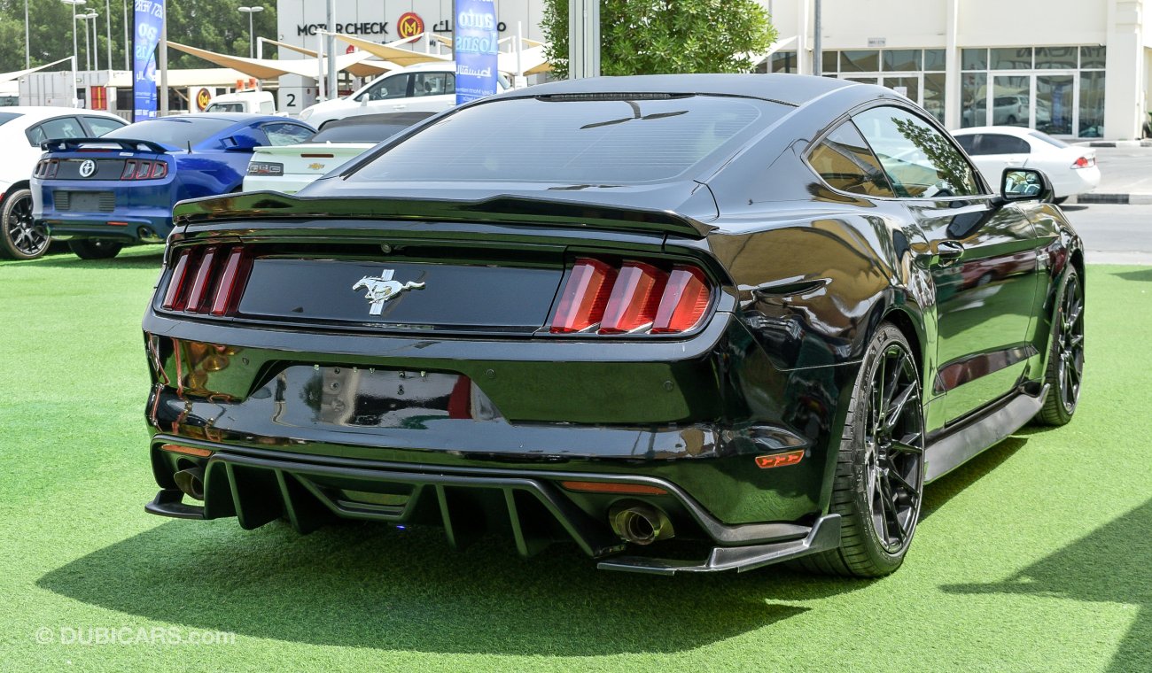 Ford Mustang V6