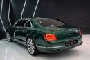 Bentley Flying Spur 2022 Bentley Flying Spur V8, Mulliner Driving Specs, Rare Green, Rear Touchscreen!!