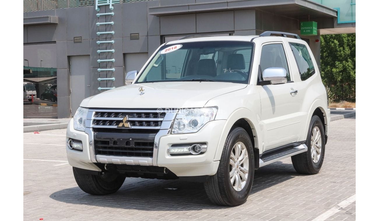 Mitsubishi Pajero GLS 2018 (GCC ) very good condition without accident original paint