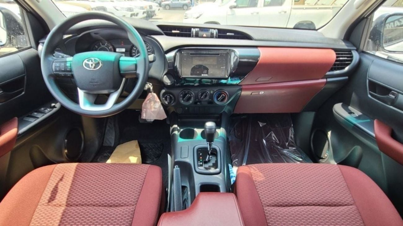 Toyota Hilux TOYOTA HILUX DC DSL 2.4L  AUTOMATIC 2025 MODEL YEAR