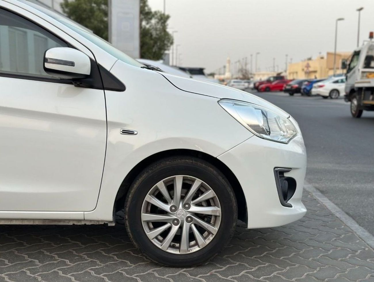 Mitsubishi Attrage GLX Mid GCC