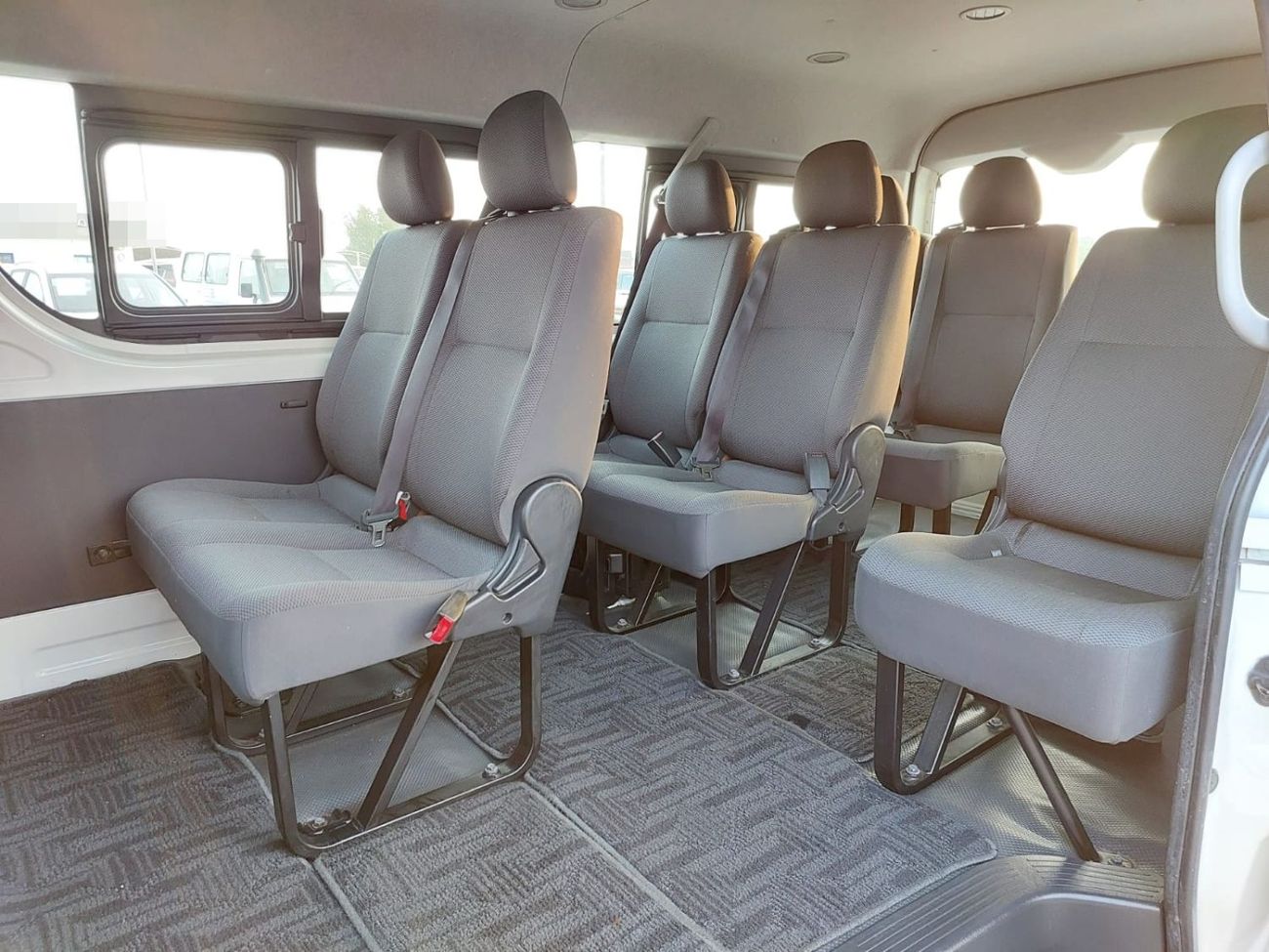 Toyota Hiace TOYOTA HIACE VAN RHD 2017 MODEL 2.7 L PETROL AUTOMATIC(PM27593)