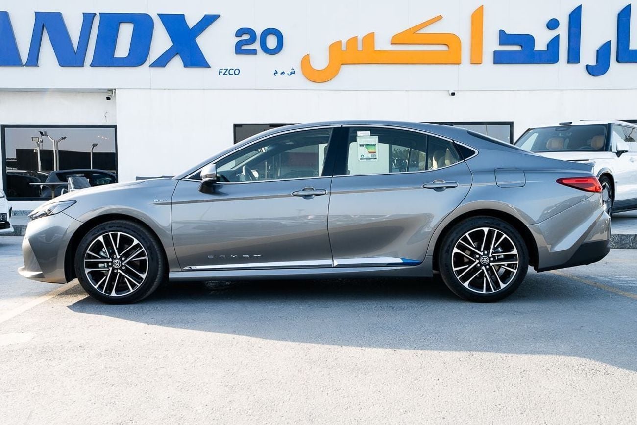 تويوتا كامري LE Hybrid 2.5L 2026