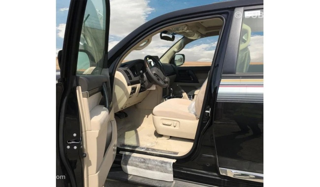 Toyota Land Cruiser 2020YM GXR 4.5L A/T ,REMOTE START, Sunroof, full option - Export out GCC- Black inside Gray