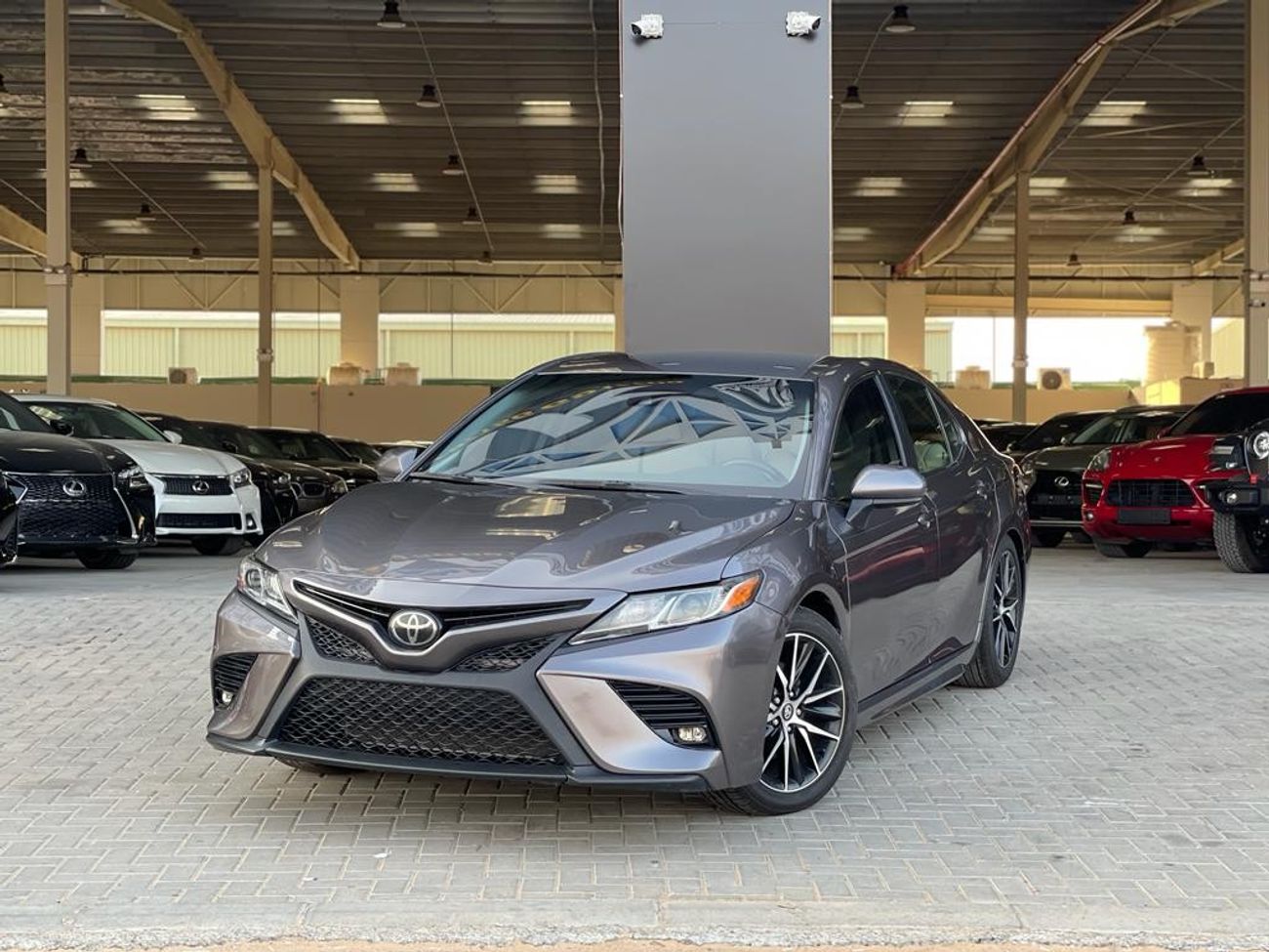 Toyota Camry SE 920 AED MONTHLY / RADAR / LINE ASSIST SPORT EDDITION