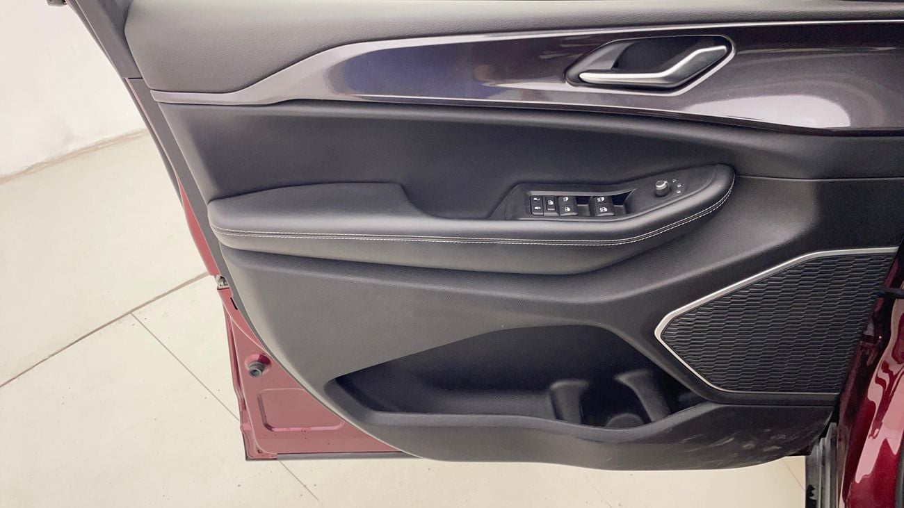 جيب شيروكي ALTITUDE 3.6 | بدون دفعة مقدمة | اختبار القيادة في المنزل